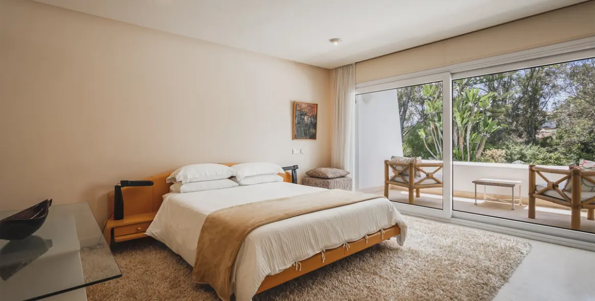 Long-term rent of detached villa in Nueva Andalucía 5