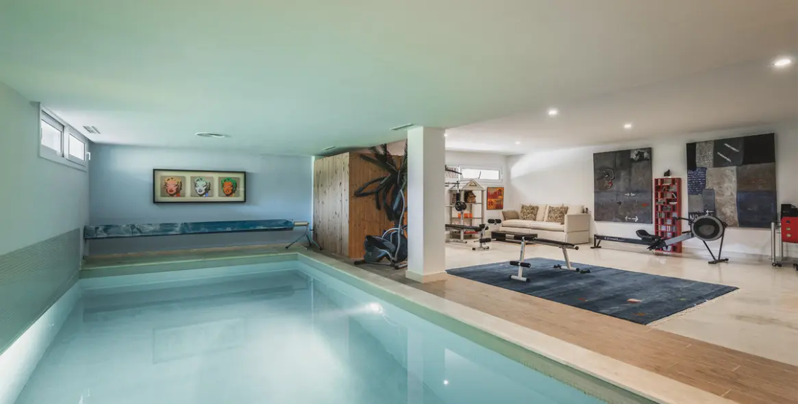 Long-term rent of detached villa in Nueva Andalucía 20