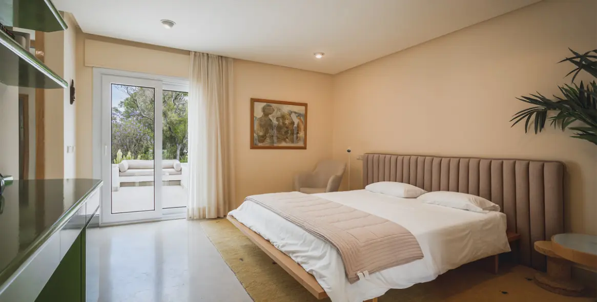 Long-term rent of detached villa in Nueva Andalucía 29