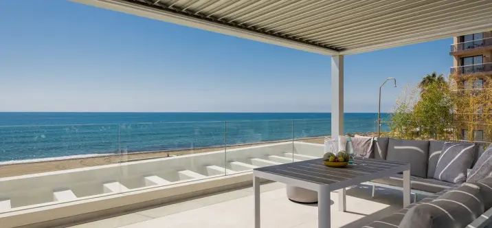 Краткосрочная аренда  отдельно стоящей виллы в La Cala de Mijas 0