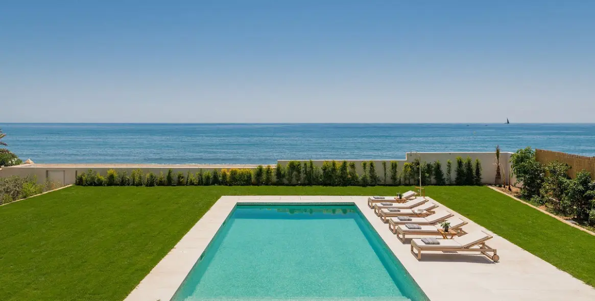 Short-term rent of detached villa in La Cala de Mijas 32