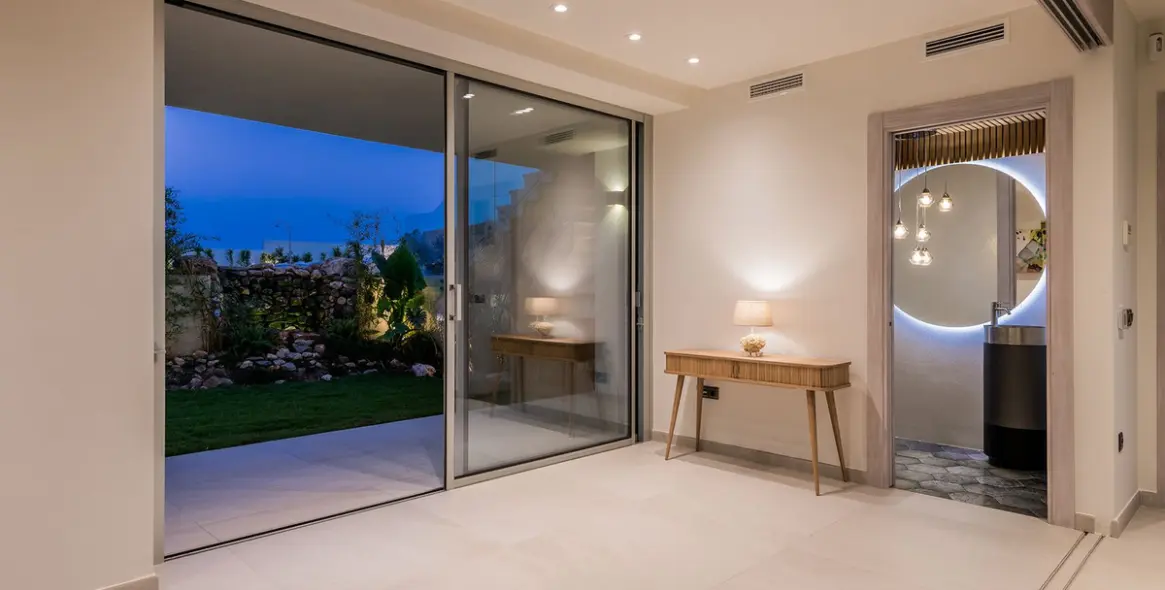 Short-term rent of detached villa in La Cala de Mijas 43