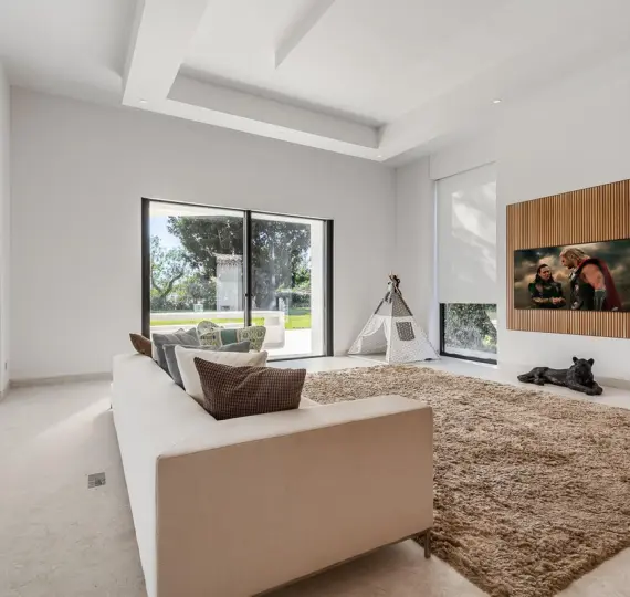 Краткосрочная аренда  отдельно стоящей виллы в Benahavís