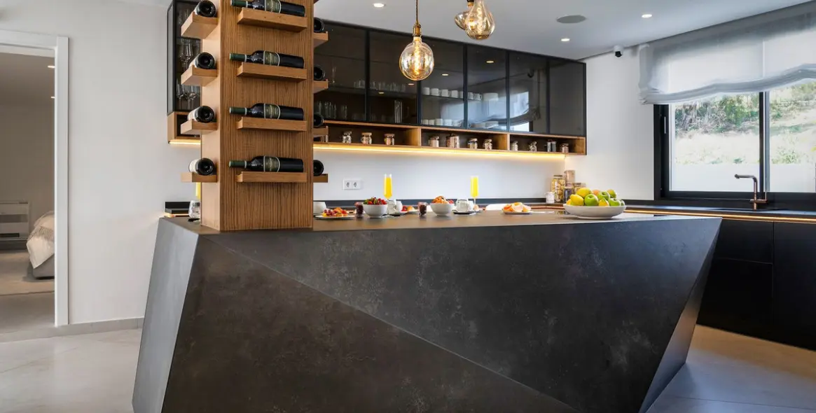 Long-term rent of detached villa in Marbella 10