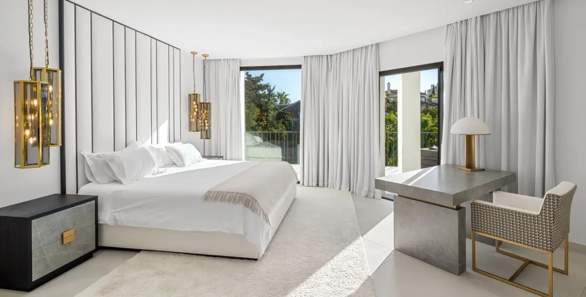 Long-term rent of detached villa in Marbella 12