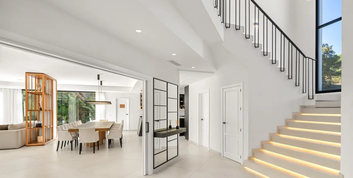 Long-term rent of detached villa in Marbella 18