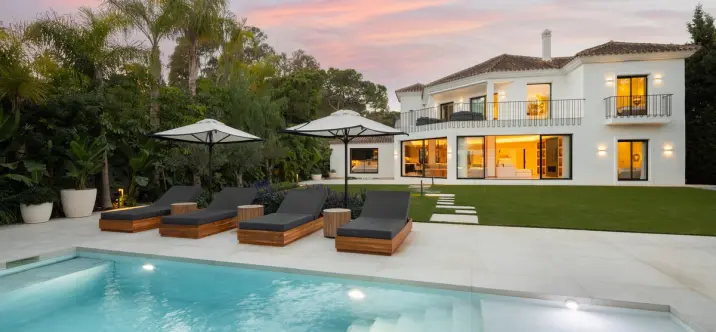 Long-term rent of detached villa in Marbella 0