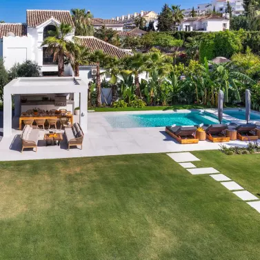 Long-term rent of detached villa in Marbella