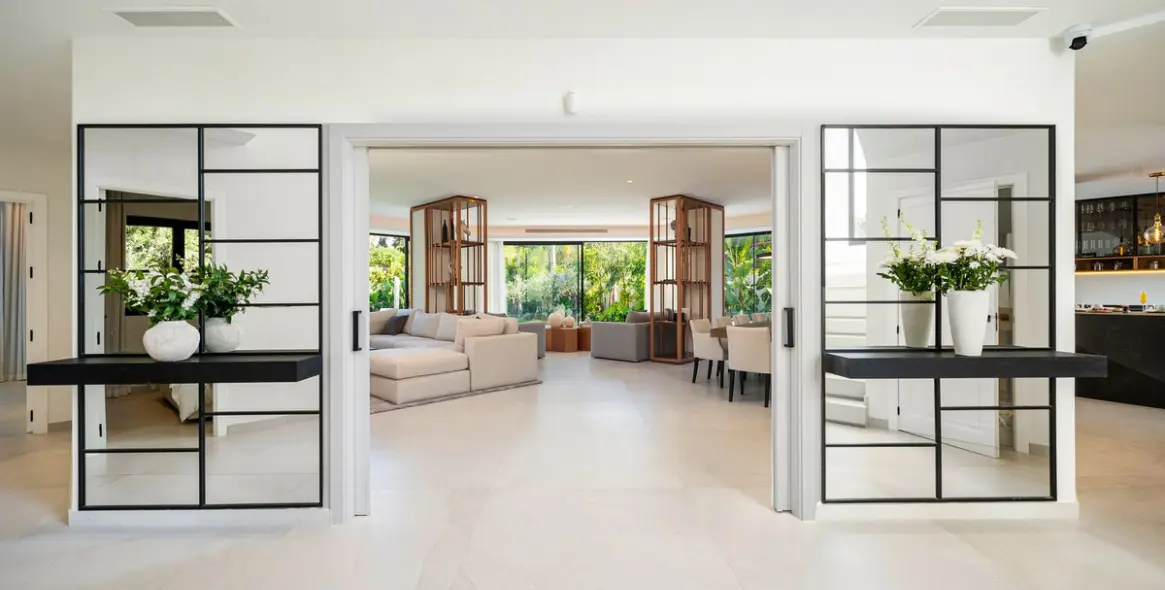 Long-term rent of detached villa in Marbella 30