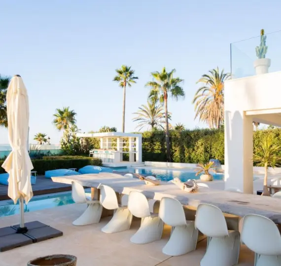 Alquiler a corto plazo de villa independiente en Marbella