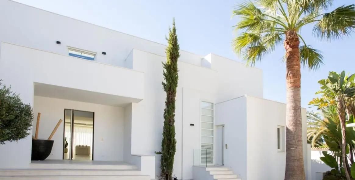 Short-term rent of detached villa in Marbella 4