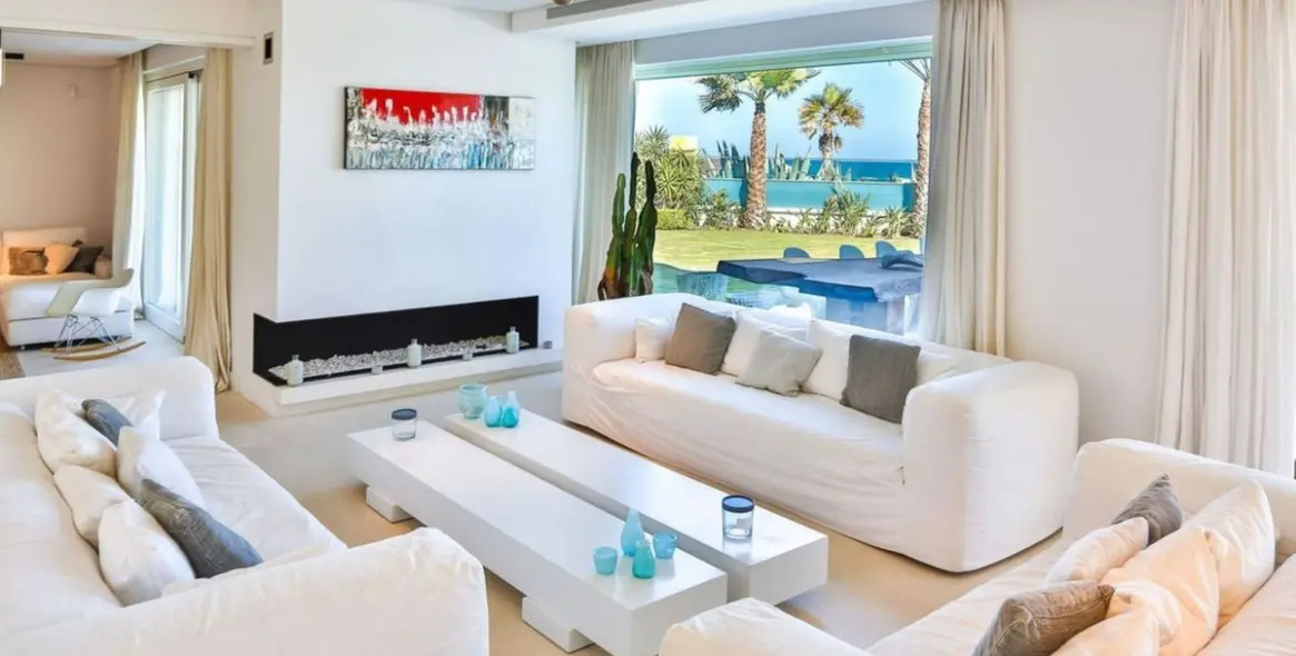 Short-term rent of detached villa in Marbella 6