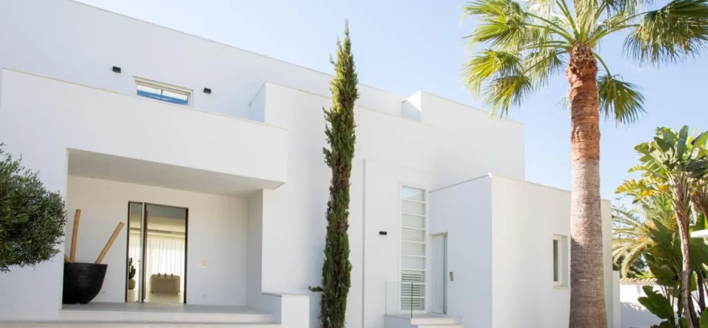 Short-term rent of detached villa in Marbella 3