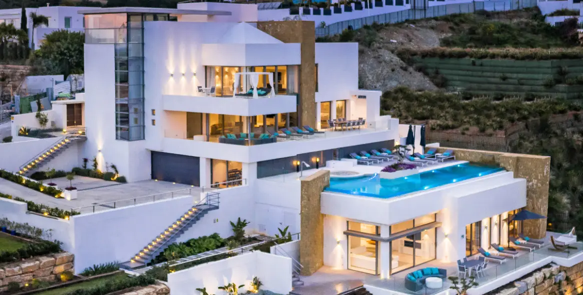 Краткосрочная аренда  отдельно стоящей виллы в Los Flamingos 1