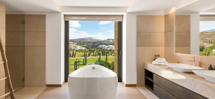 Краткосрочная аренда  отдельно стоящей виллы в Los Flamingos 3