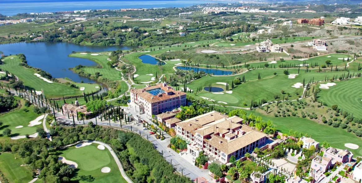 Краткосрочная аренда  отдельно стоящей виллы в Los Flamingos 19