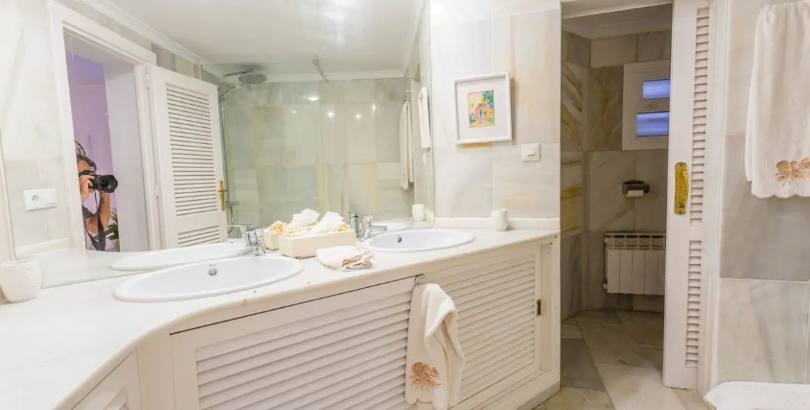 Краткосрочная аренда  отдельно стоящей виллы в The Golden Mile 32