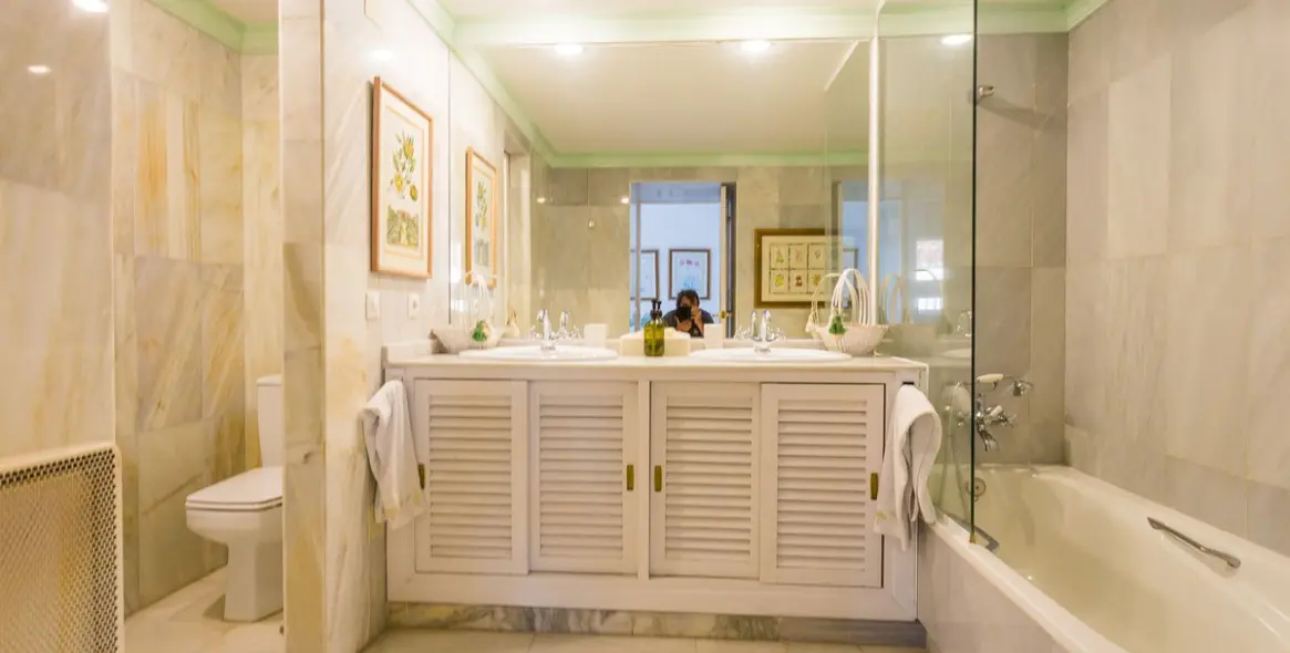 Краткосрочная аренда  отдельно стоящей виллы в The Golden Mile 35