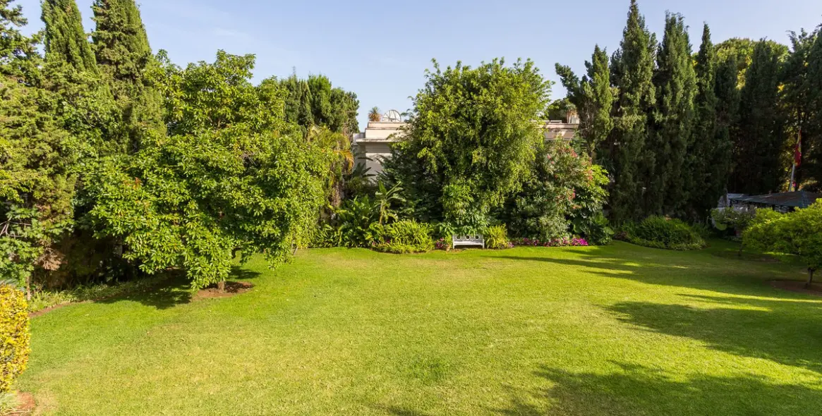 Краткосрочная аренда  отдельно стоящей виллы в The Golden Mile 49