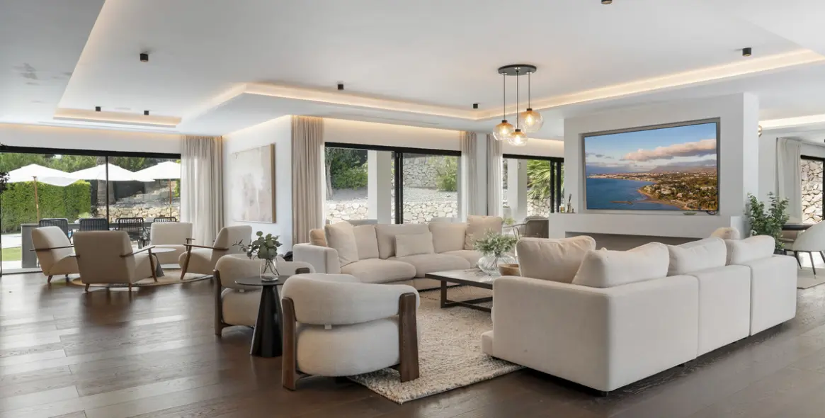 Long-term rent of detached villa in Nueva Andalucía 5