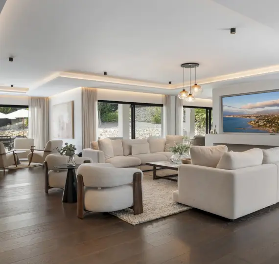 Alquiler a largo plazo de villa independiente en Nueva Andalucía