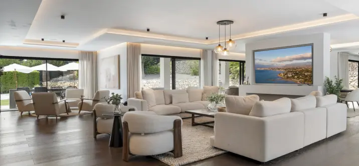 Alquiler a largo plazo de villa independiente en Nueva Andalucía 4