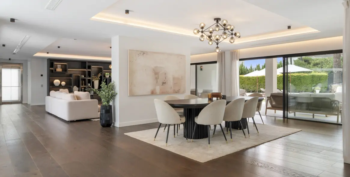 Long-term rent of detached villa in Nueva Andalucía 10