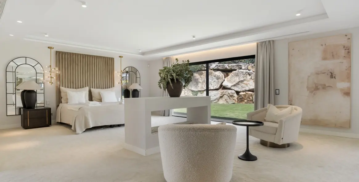 Long-term rent of detached villa in Nueva Andalucía 31