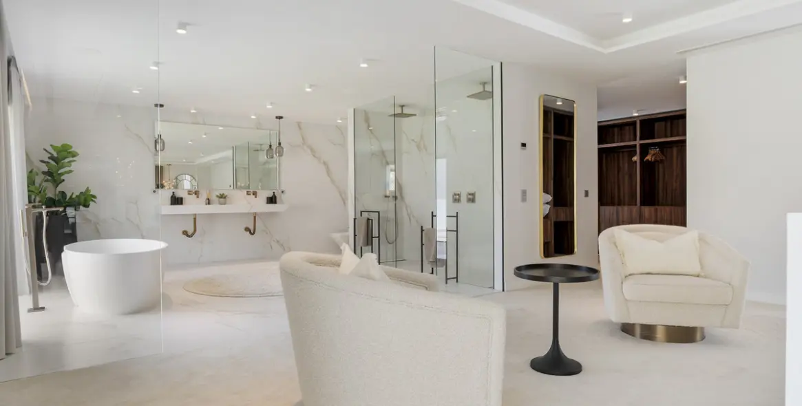 Long-term rent of detached villa in Nueva Andalucía 32