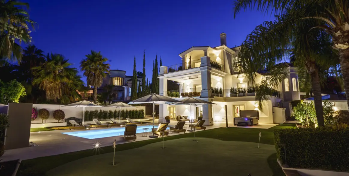 Short-term rent of detached villa in Nueva Andalucía 9