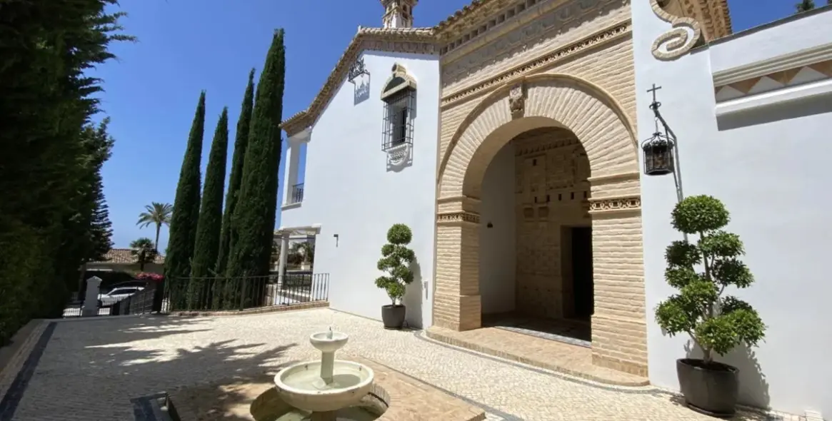 Краткосрочная аренда  отдельно стоящей виллы в Sierra Blanca 4