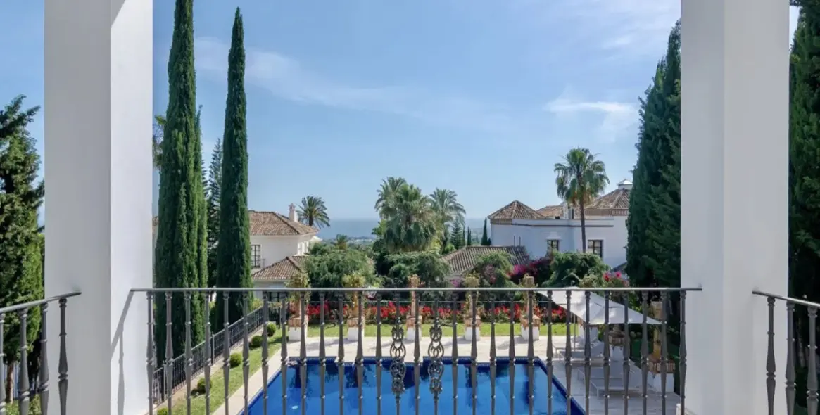 Краткосрочная аренда  отдельно стоящей виллы в Sierra Blanca 6