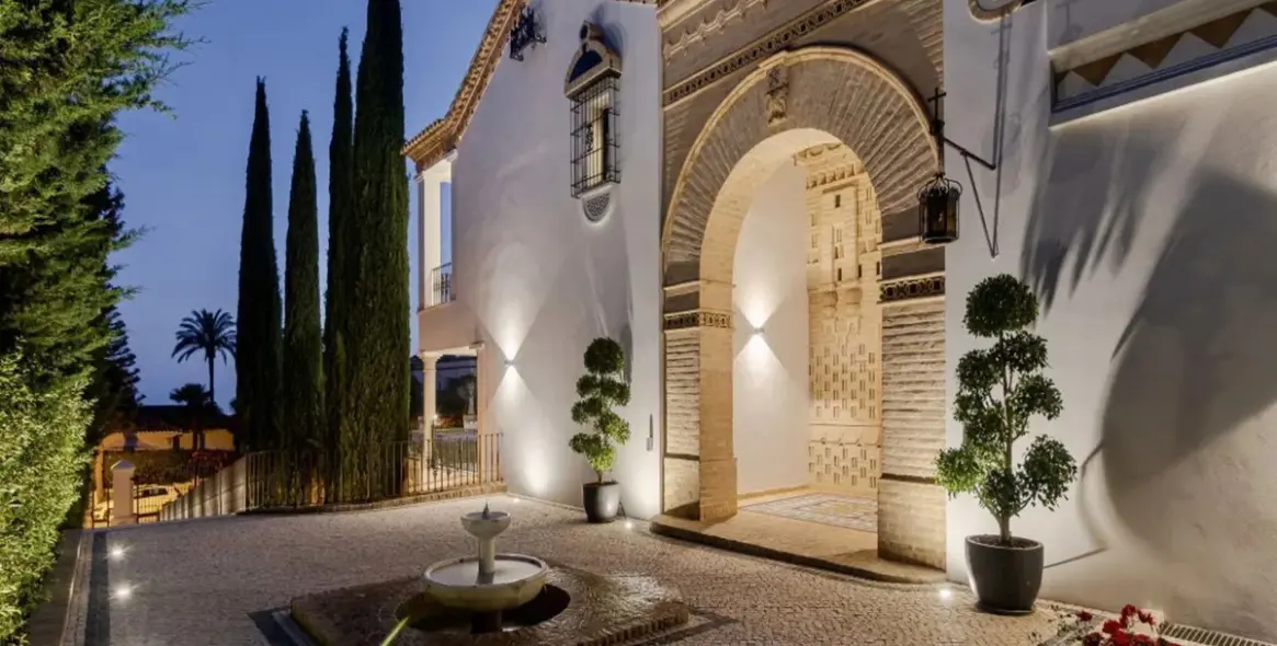 Краткосрочная аренда  отдельно стоящей виллы в Sierra Blanca 36