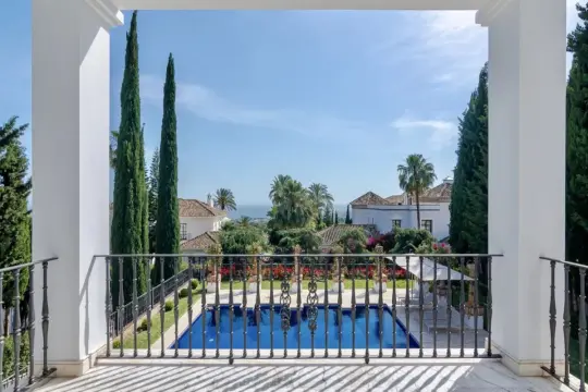 Image 6 thumb