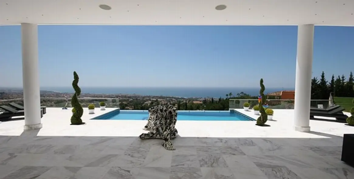 Short-term rent of detached villa in Marbella 5