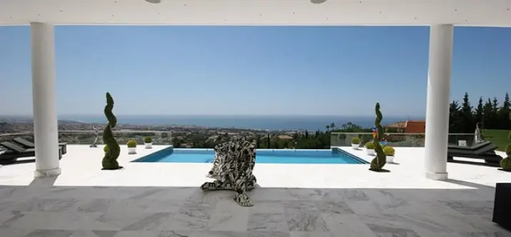 Alquiler a corto plazo de villa independiente en Marbella 4