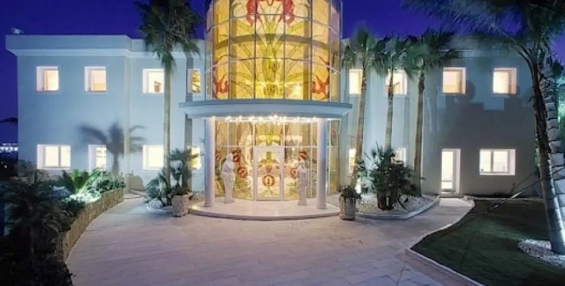 Short-term rent of detached villa in Marbella 7