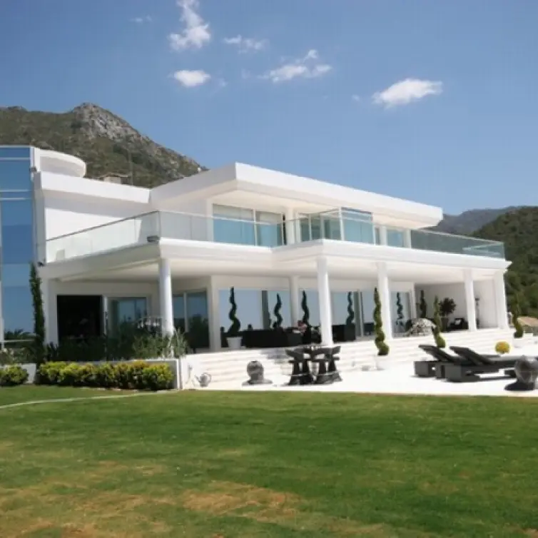 Краткосрочная аренда  отдельно стоящей виллы в Marbella