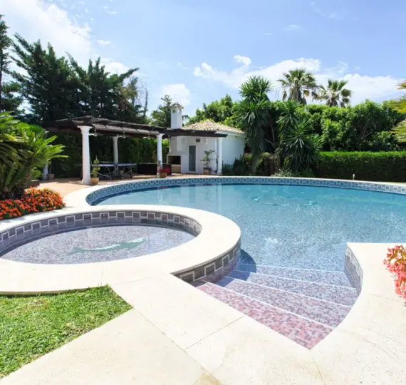 Краткосрочная аренда  отдельно стоящей виллы в Nagüeles