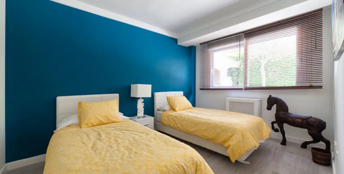 Short-term rent of detached villa in Nagüeles 26