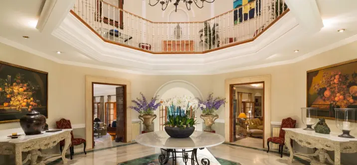 Краткосрочная аренда  отдельно стоящей виллы в Sierra Blanca 2