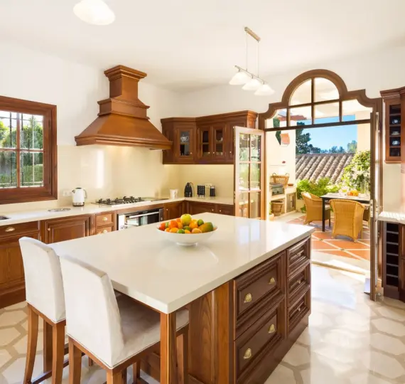 Краткосрочная аренда  отдельно стоящей виллы в Sierra Blanca