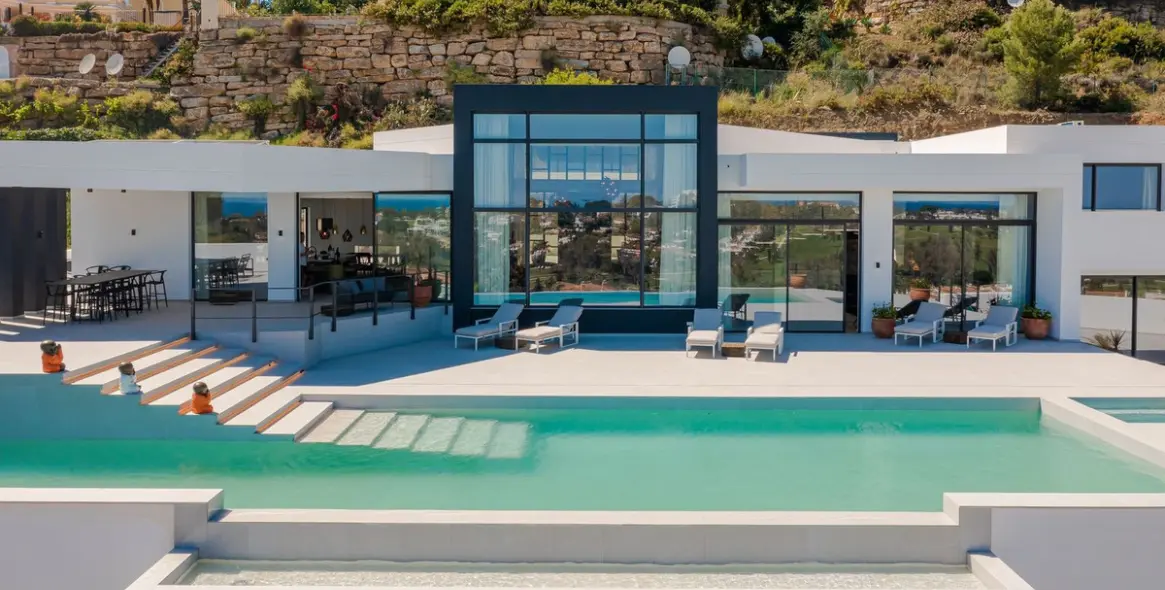 Краткосрочная аренда  отдельно стоящей виллы в Benahavís 4