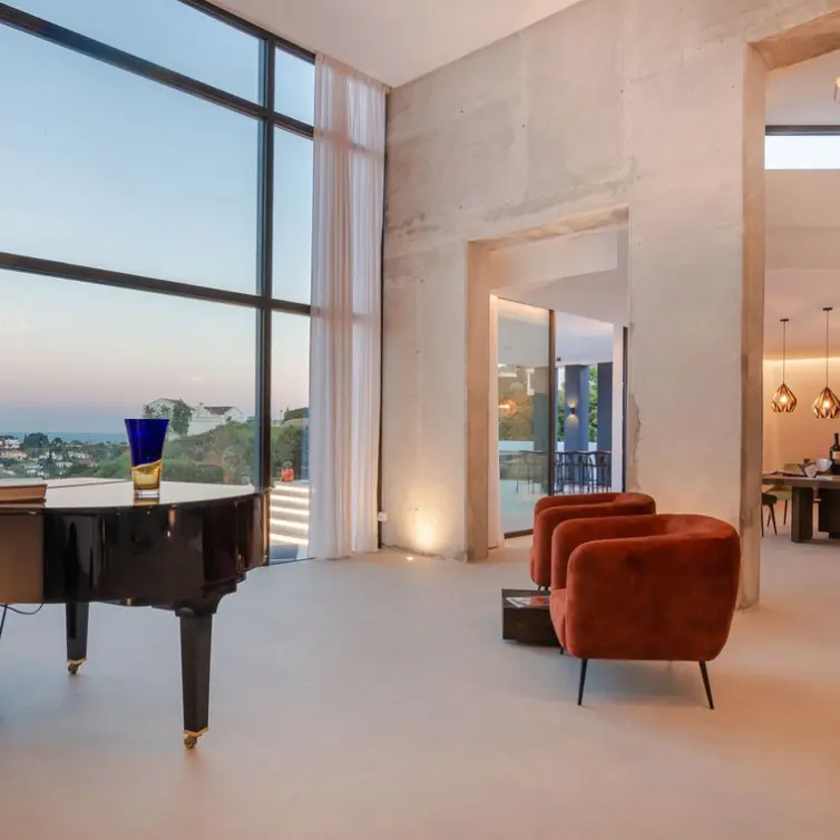 Краткосрочная аренда  отдельно стоящей виллы в Benahavís