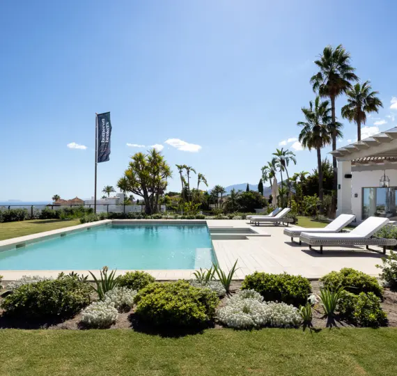 Long-term rent of detached villa in Monte Halcones