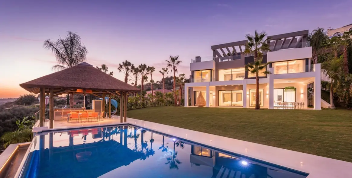 Short-term rent of detached villa in Los Flamingos 1