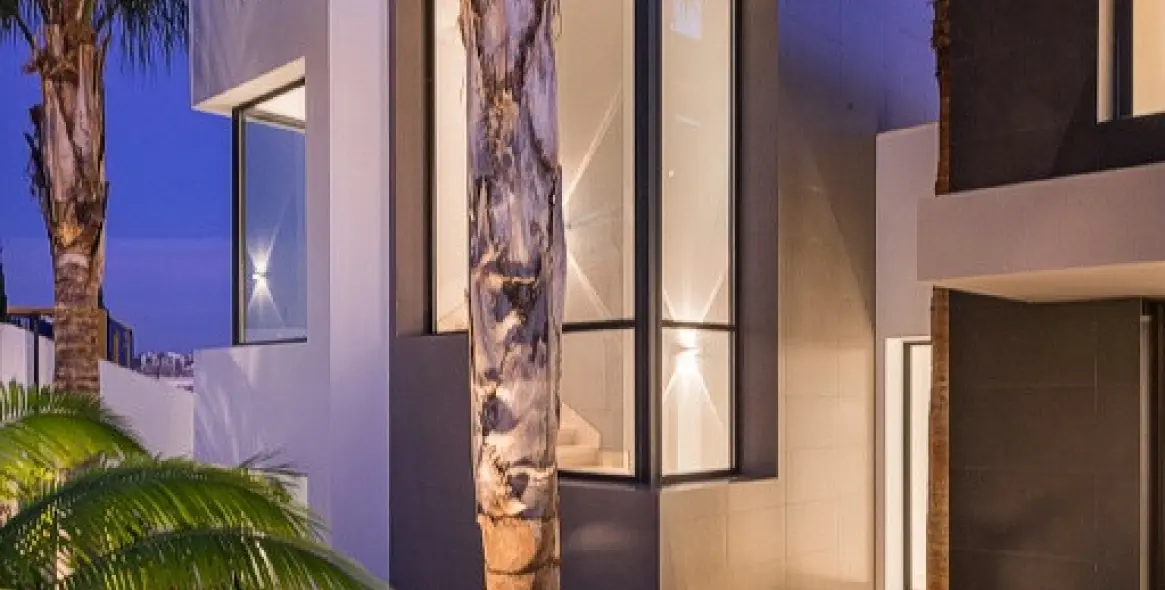 Short-term rent of detached villa in Los Flamingos 9