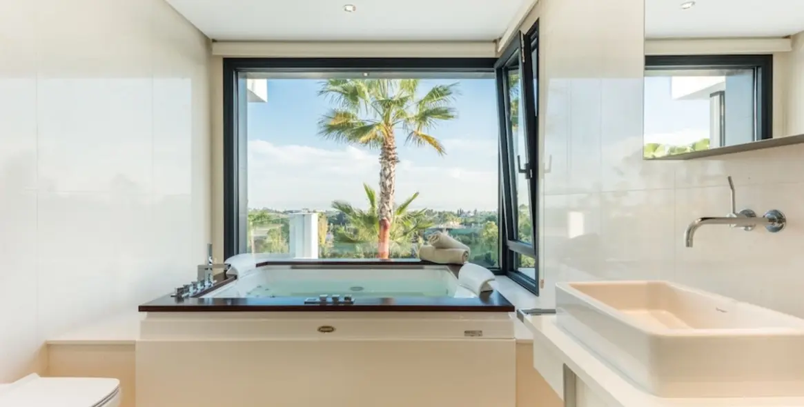 Short-term rent of detached villa in Los Flamingos 20
