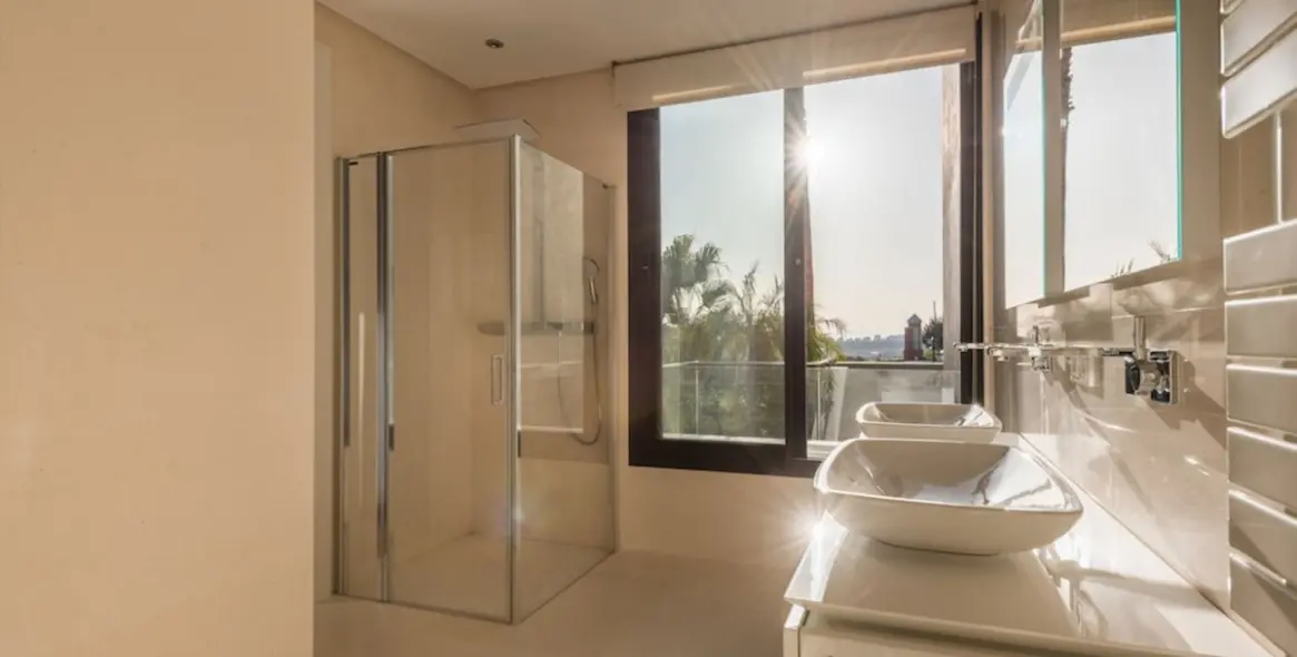 Short-term rent of detached villa in Los Flamingos 23