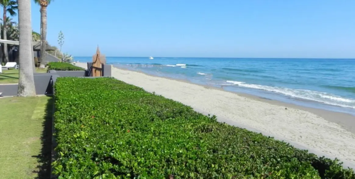 Краткосрочная аренда  отдельно стоящей виллы в Los Monteros 26